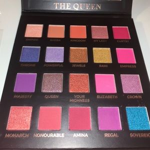 Eloise Eye shadow palette